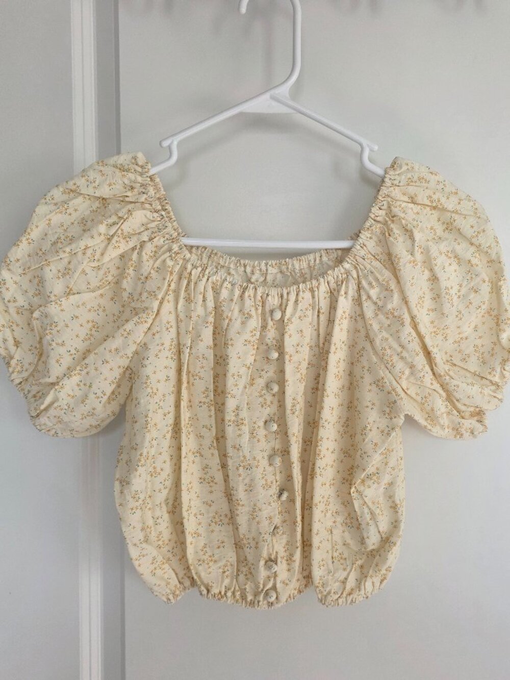 Yellow Floral Puff Sleeve Crop Top from Olive - One Size